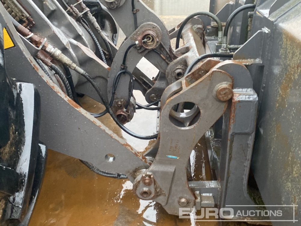 Chargeuse sur pneus 2013 Volvo L60G