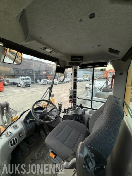 Chargeuse sur pneus 2013 Volvo L70G