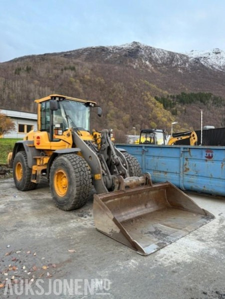 Chargeuse sur pneus 2013 Volvo L70G