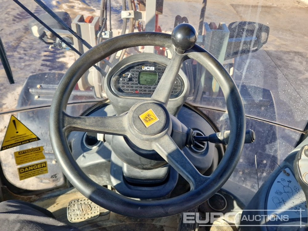 Chargeuse sur pneus 2014 JCB 406
