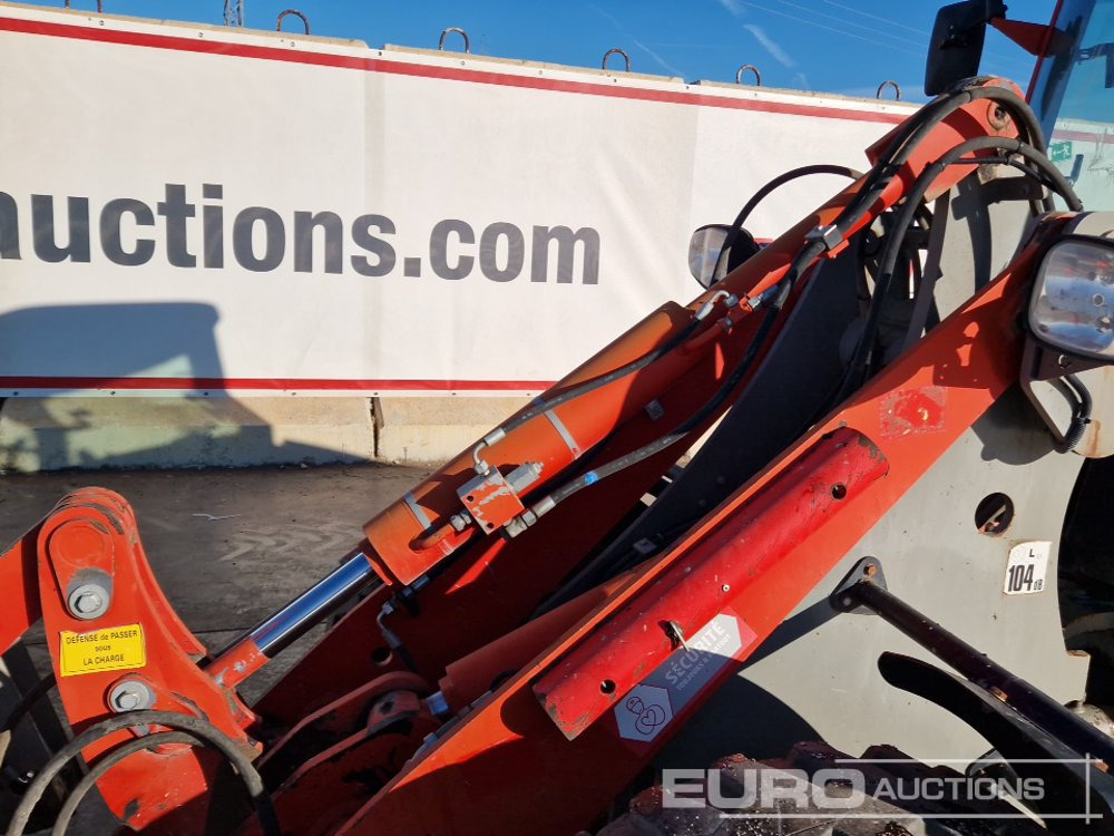 Chargeuse sur pneus 2014 JCB 406