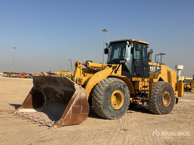 Chargeuse sur pneus 2015 Cat 966H Wheel Loader