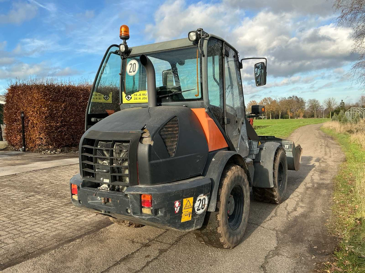 Chargeuse sur pneus 2015 KOMATSU WA70-7 SHOVEL