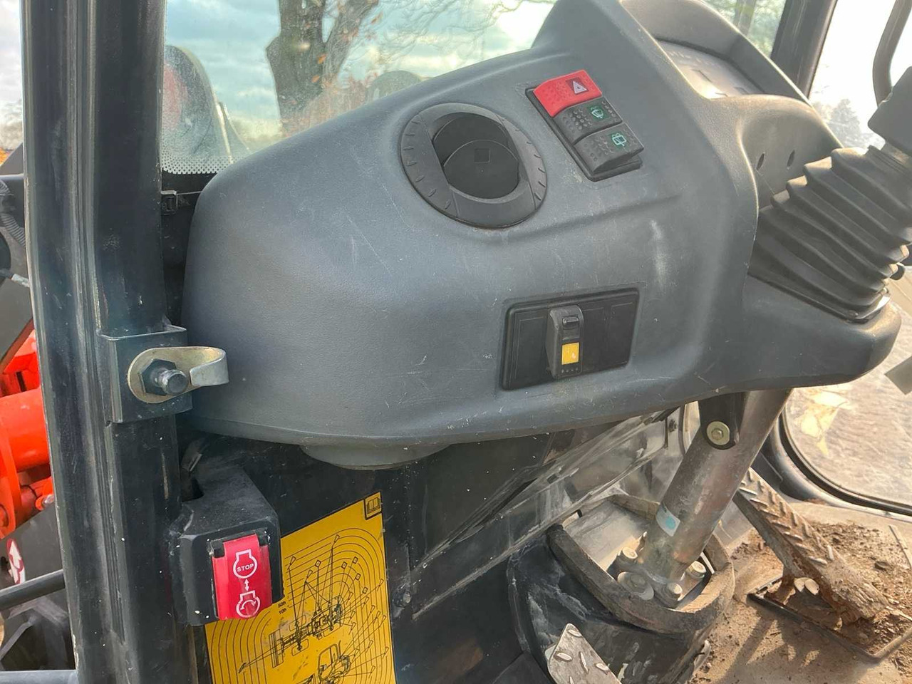 Chargeuse sur pneus 2015 KOMATSU WA70-7 SHOVEL