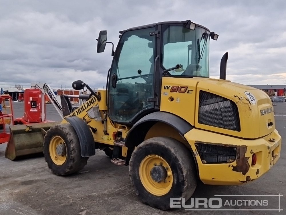 Chargeuse sur pneus 2015 New Holland W80C