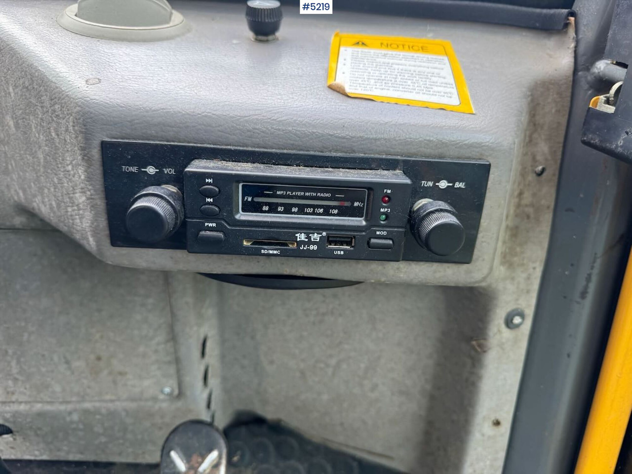 Chargeuse sur pneus 2015 Sino JN 910 Loader