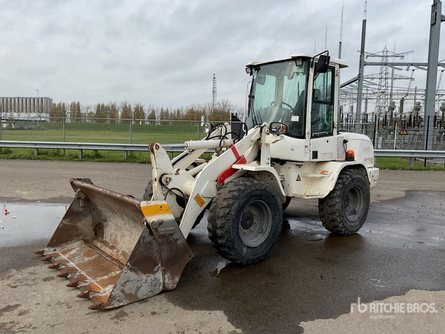 Chargeuse sur pneus 2015 Volvo L30G Wheel Loader