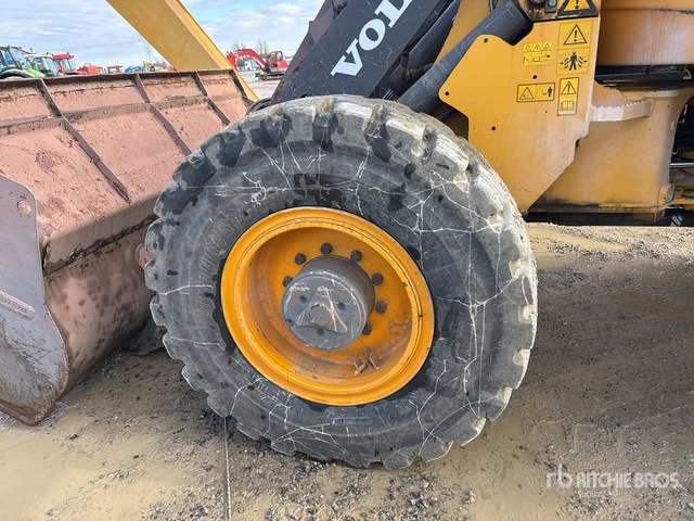 Chargeuse sur pneus 2015 Volvo L45G Wheel Loader