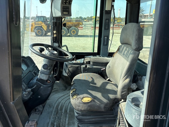 Chargeuse sur pneus 2016 Cat 966H Wheel Loader