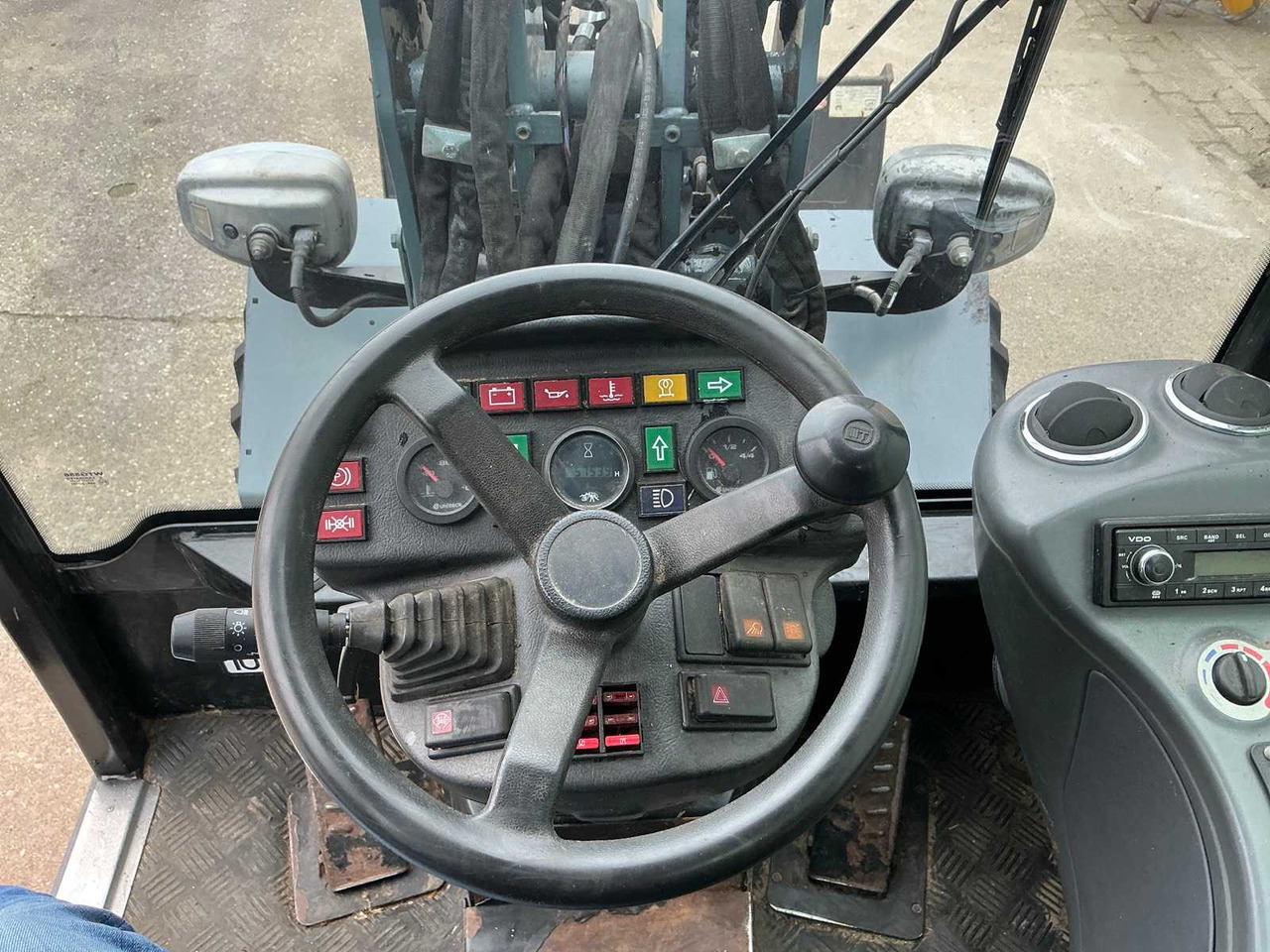 Chargeuse sur pneus 2016 GIANT V4502-T SHOVEL