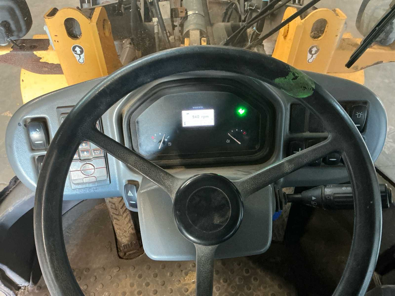 Chargeuse sur pneus 2016 VOLVO L30G SHOVEL
