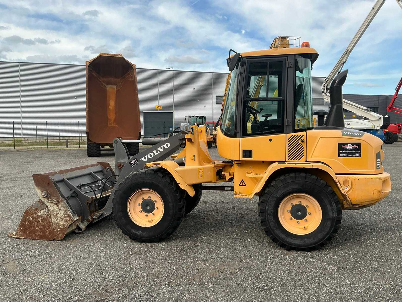 Chargeuse sur pneus 2016 VOLVO L35G SHOVEL