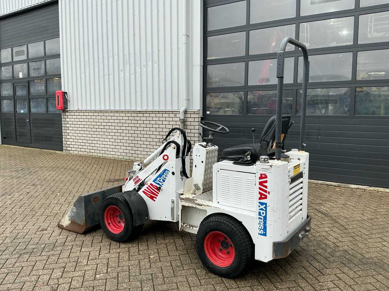 Chargeuse sur pneus 2017 100 KNIKMOPS