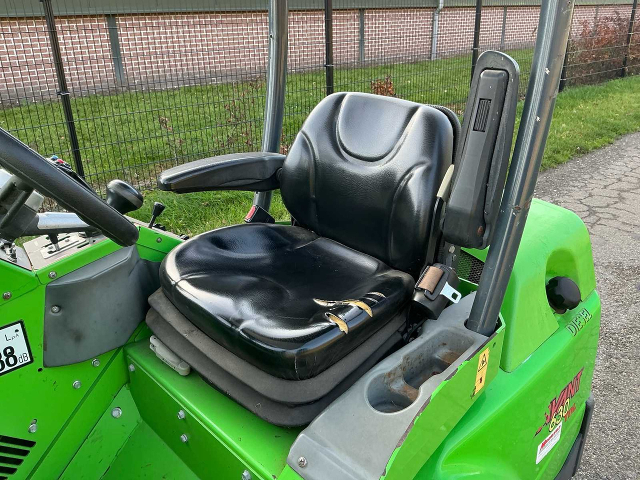 Chargeuse sur pneus 2017 AVANT M630 SHOVEL