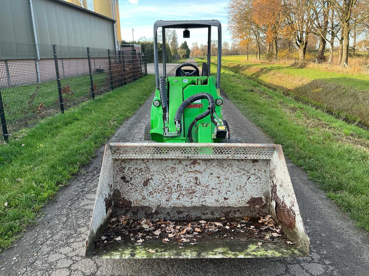 Chargeuse sur pneus 2017 AVANT M630 SHOVEL