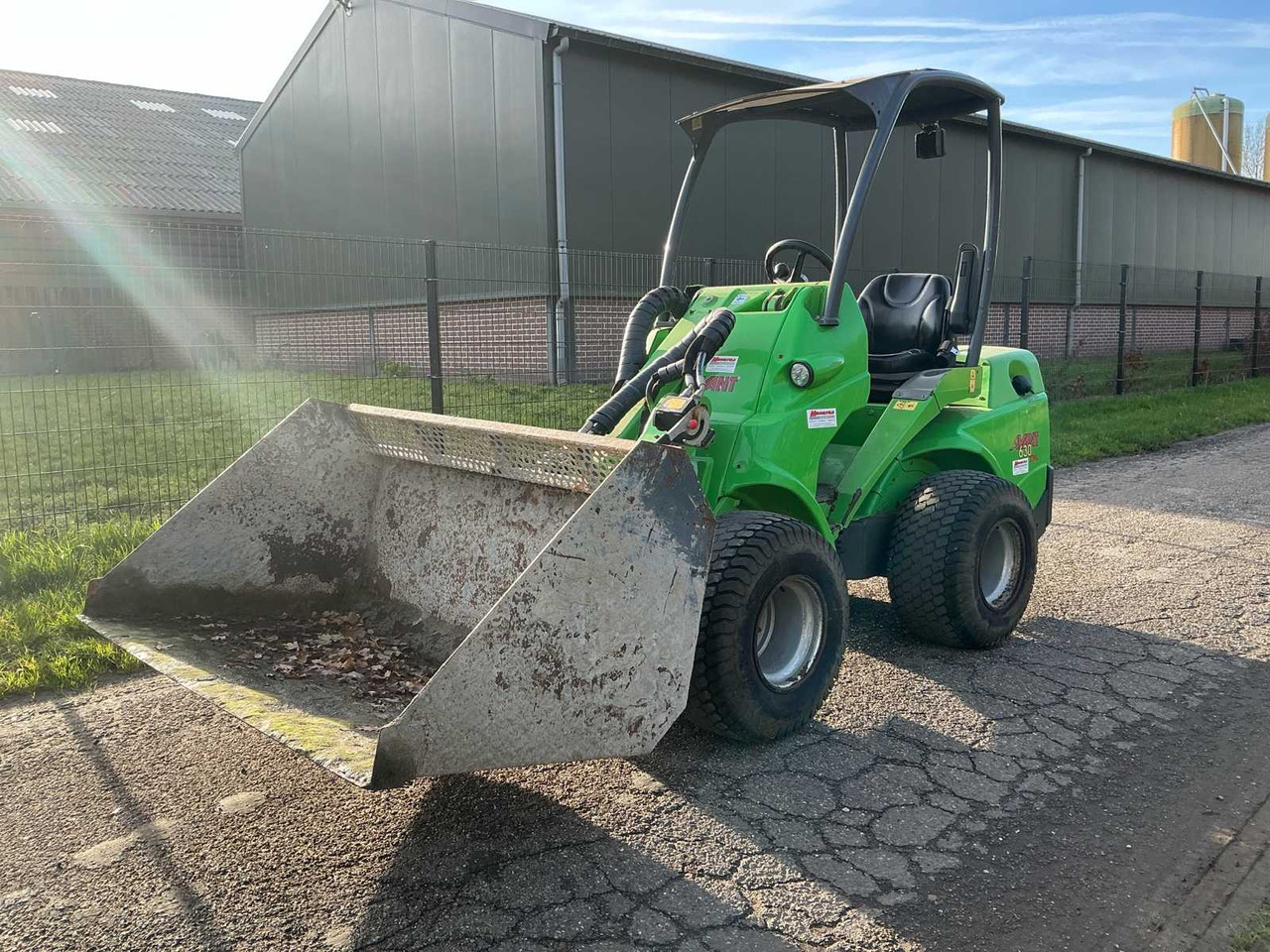 Chargeuse sur pneus 2017 AVANT M630 SHOVEL