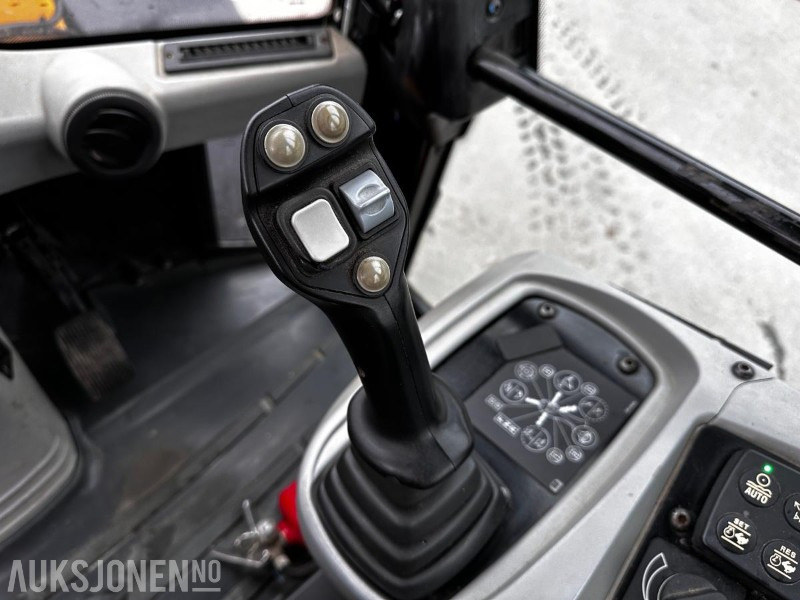 Chargeuse sur pneus 2017 Cat 918M hjullaster med ekstra hjulsett