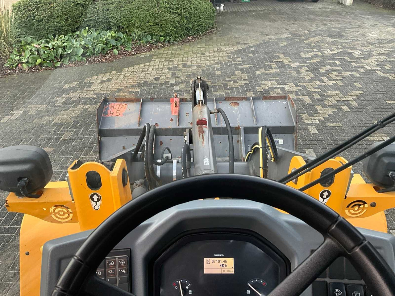 Chargeuse sur pneus 2017 VOLVO L30G SHOVEL