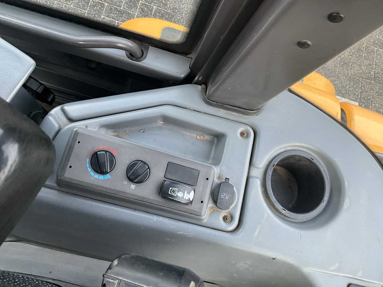 Chargeuse sur pneus 2017 VOLVO L30G SHOVEL