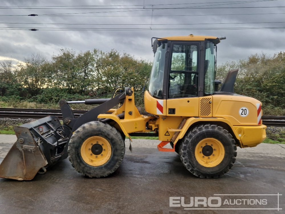 Chargeuse sur pneus 2017 Volvo L30G
