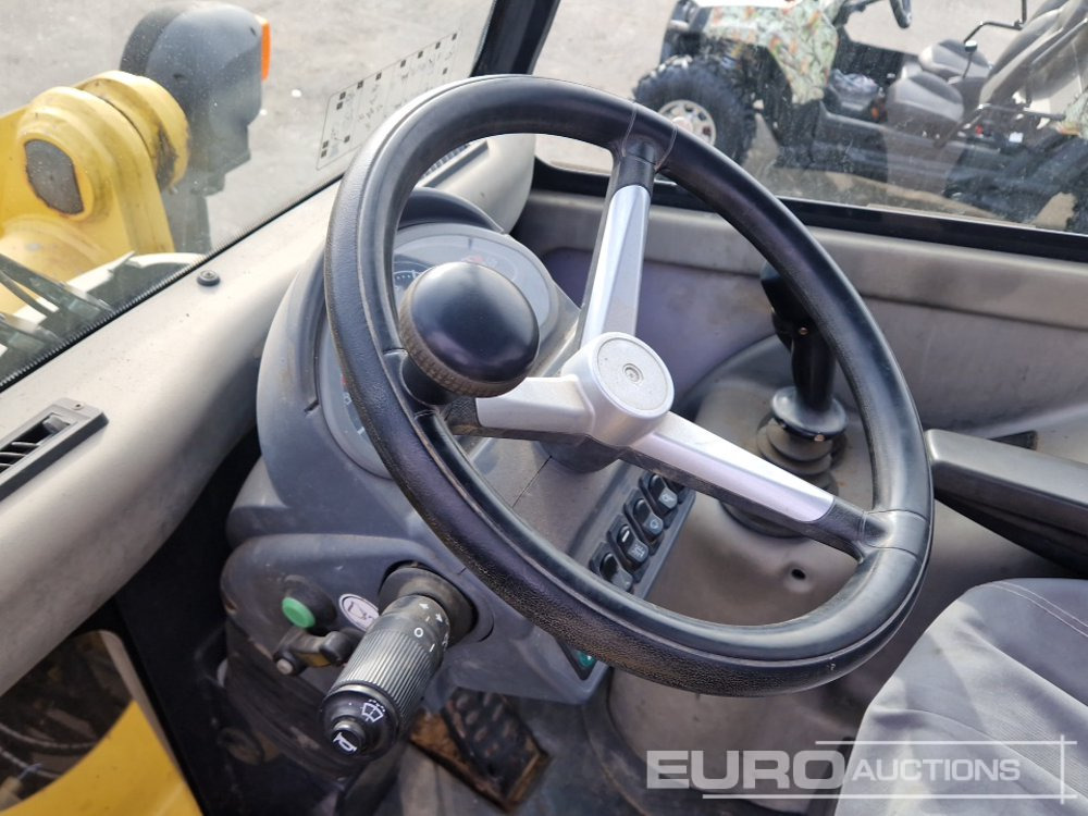 Chargeuse sur pneus 2017 Yanmar 1201