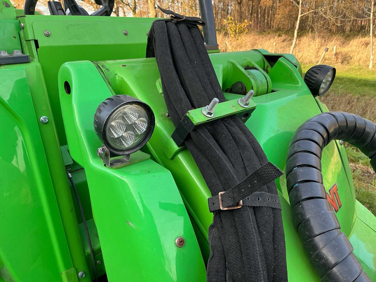 Chargeuse sur pneus 2018 AVANT M528 SHOVEL