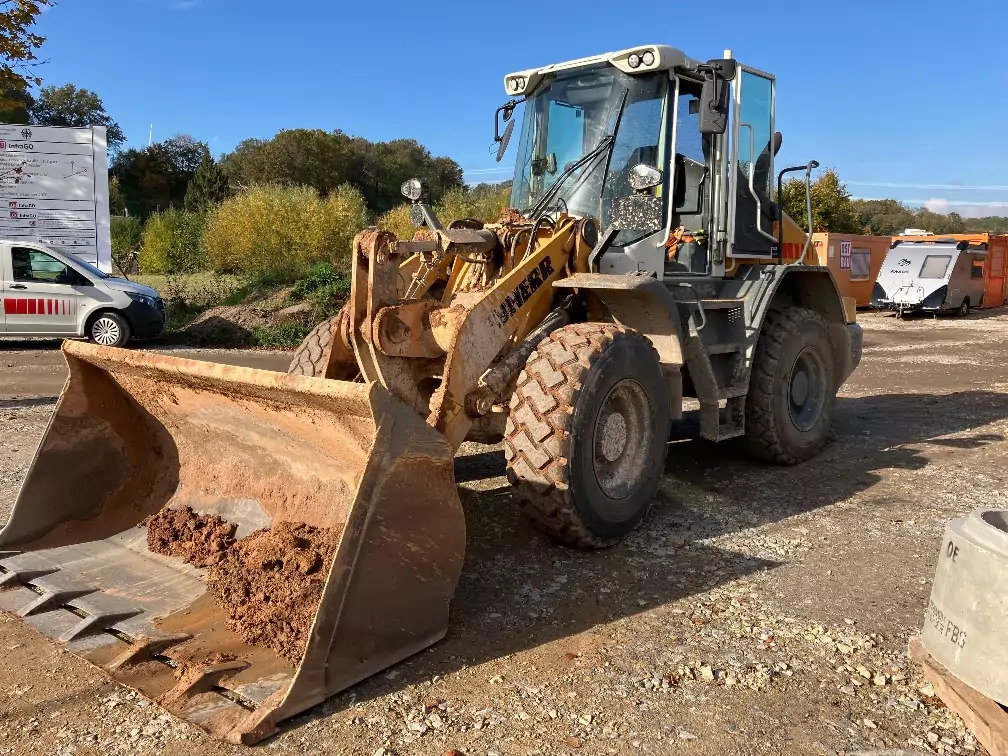 Chargeuse sur pneus 2018 Liebherr L 526