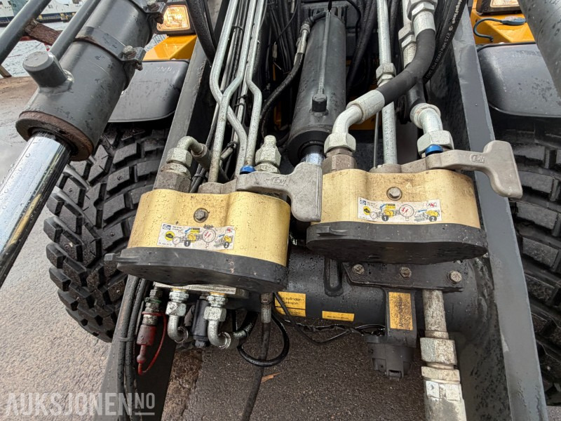 Chargeuse sur pneus 2018 Lundberg hymas 5240 hjullaster - U-plog - Skuffe - Tilleggshydraulikk - Kun 1540 timer!