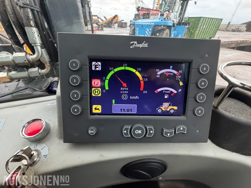 Chargeuse sur pneus 2018 Lundberg hymas 5240 hjullaster - U-plog - Skuffe - Tilleggshydraulikk - Kun 1540 timer!