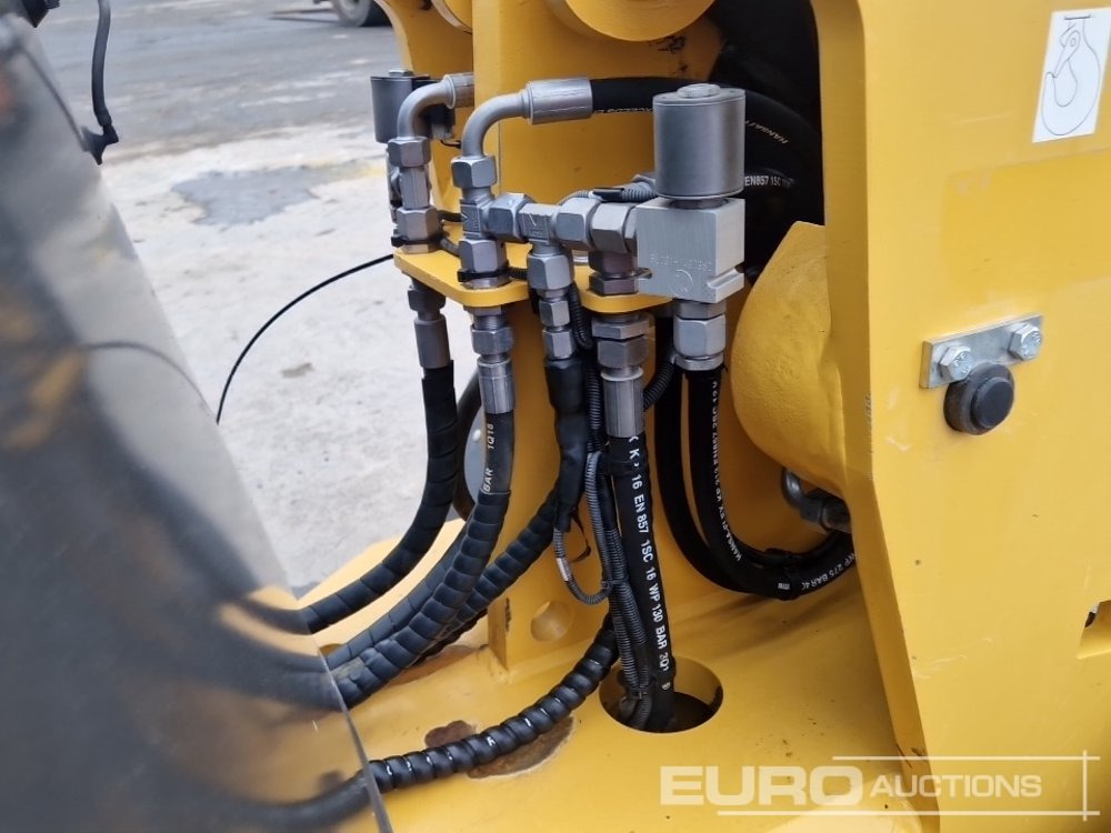 Chargeuse sur pneus 2018 Mecalac AX700