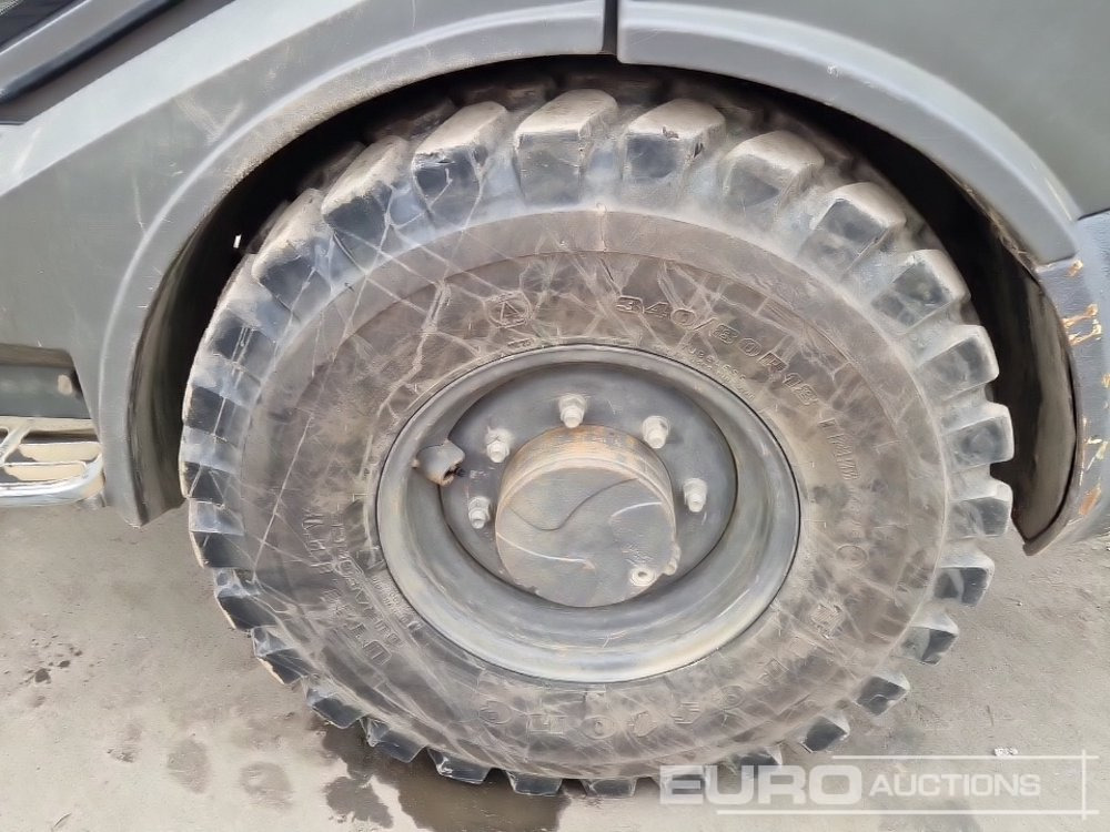 Chargeuse sur pneus 2018 Mecalac AX700