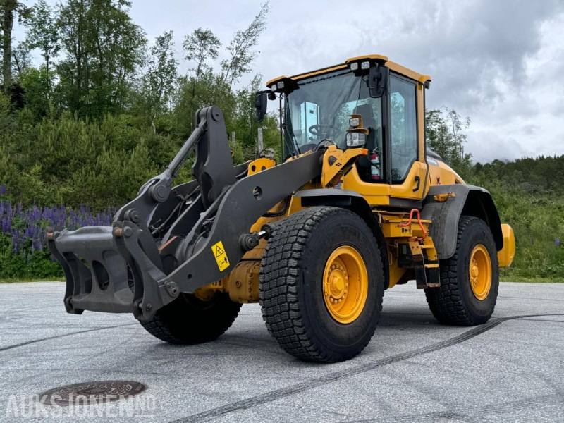 Chargeuse sur pneus 2018 Volvo L90H Hjullaster - Sentralsmøring - Hydraulisk redskapslås - Tilleggshydraulikk - Sertifiseres før salg