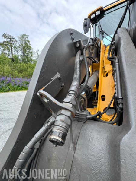 Chargeuse sur pneus 2018 Volvo L90H Hjullaster - Sentralsmøring - Hydraulisk redskapslås - Tilleggshydraulikk - Sertifiseres før salg
