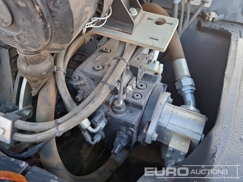 Chargeuse sur pneus 2018 Yanmar V80