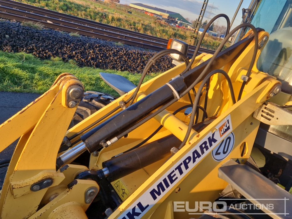 Chargeuse sur pneus 2018 Yanmar V80