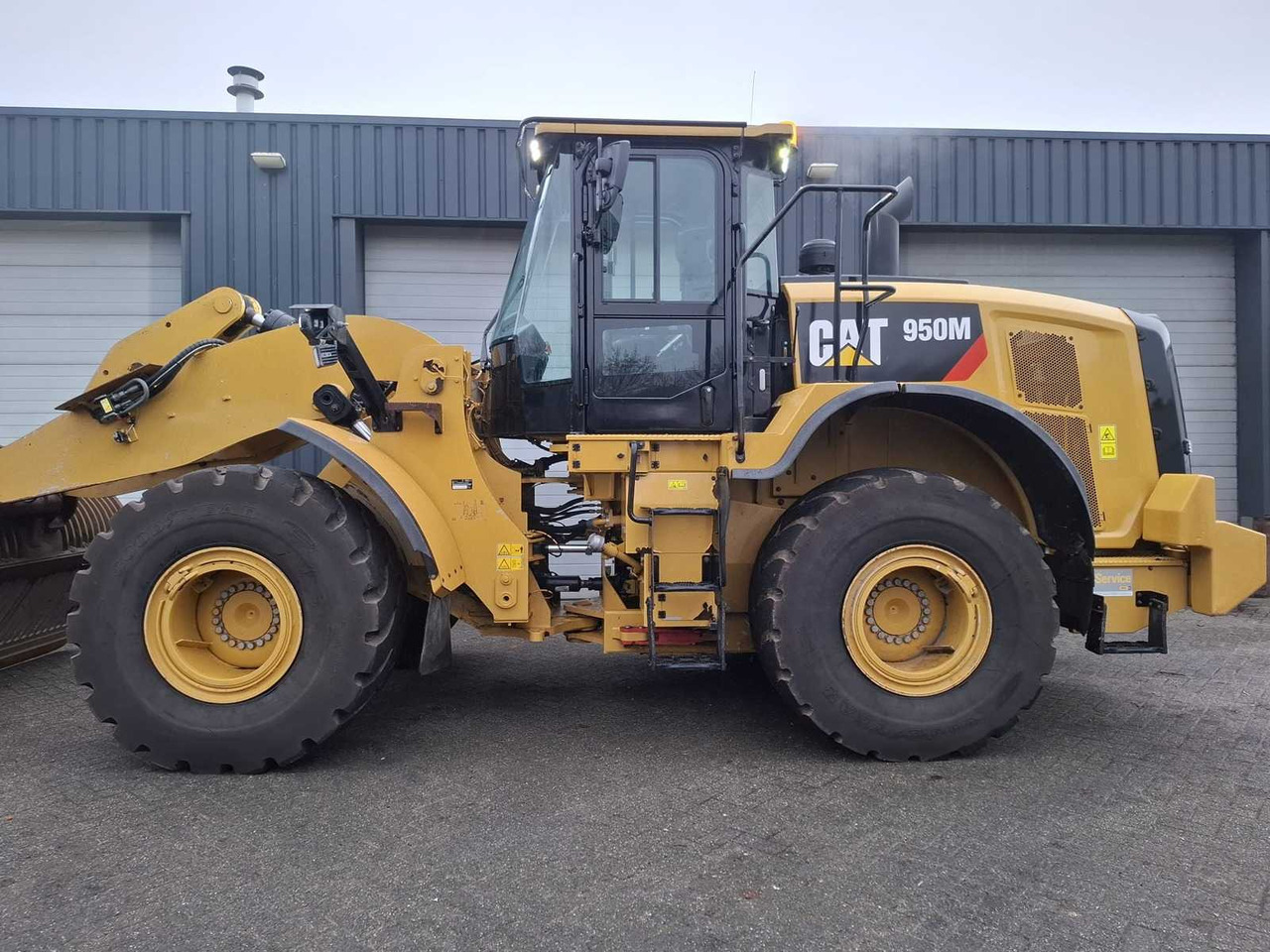 Chargeuse sur pneus 2019 CATERPILLAR 950M SHOVEL