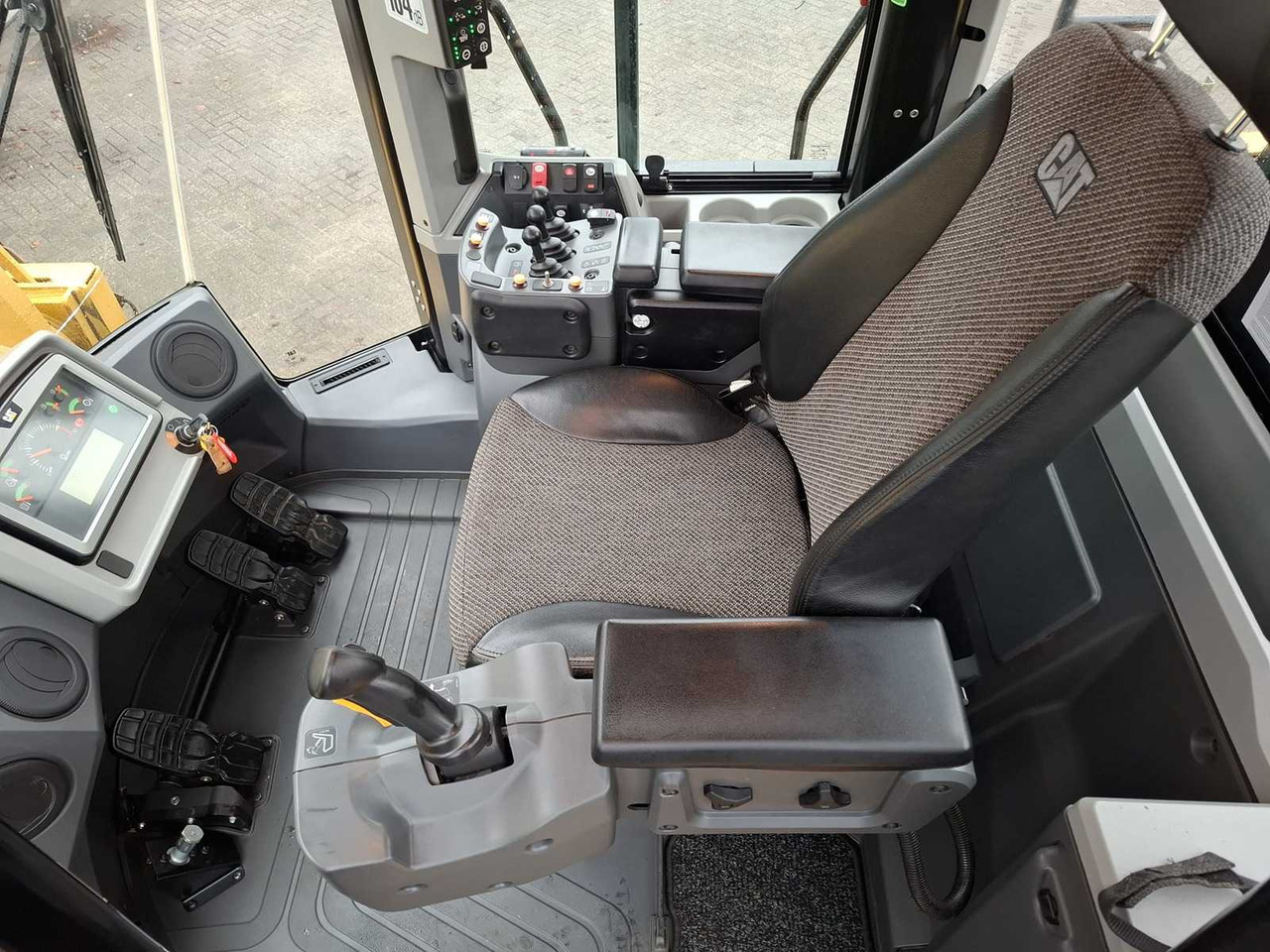 Chargeuse sur pneus 2019 CATERPILLAR 950M SHOVEL