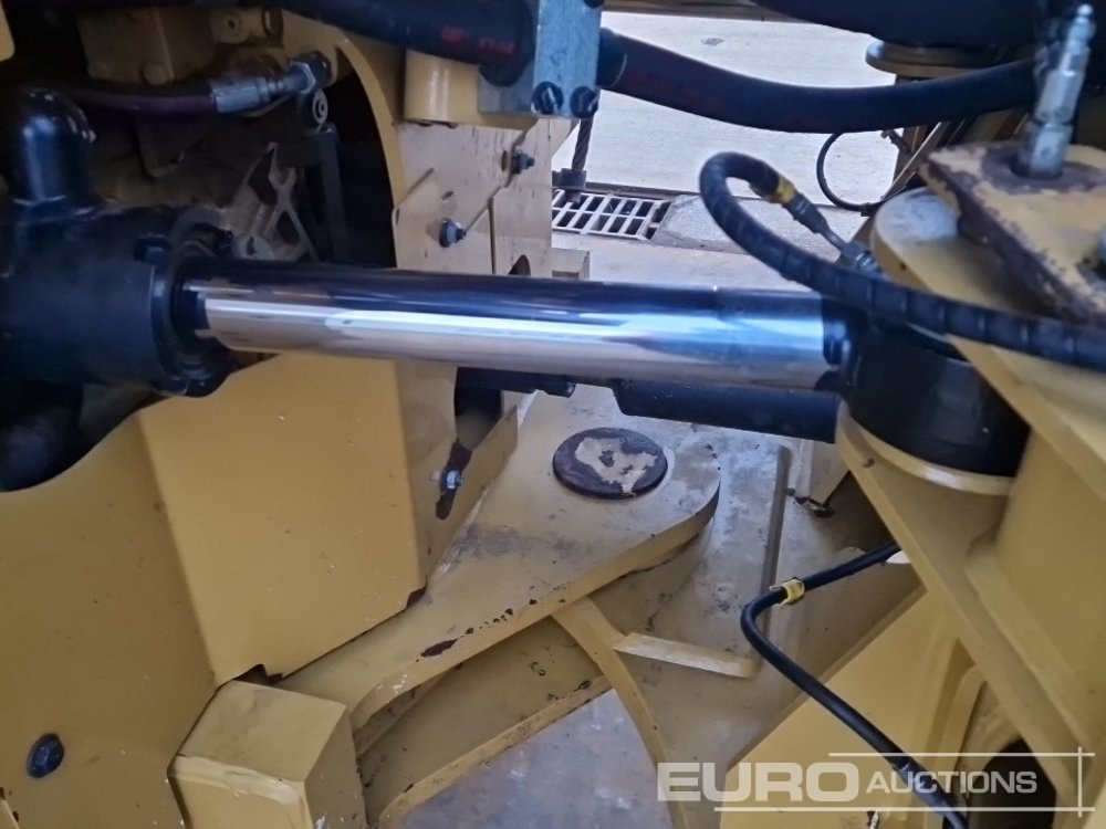 Chargeuse sur pneus 2019 CAT 950M