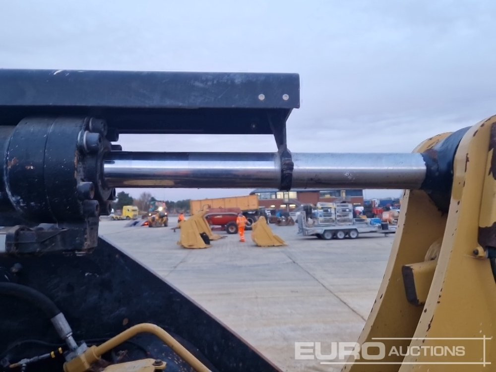 Chargeuse sur pneus 2019 CAT 950M