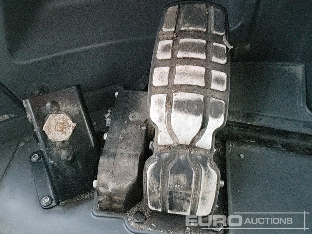 Chargeuse sur pneus 2021 CAT 950M