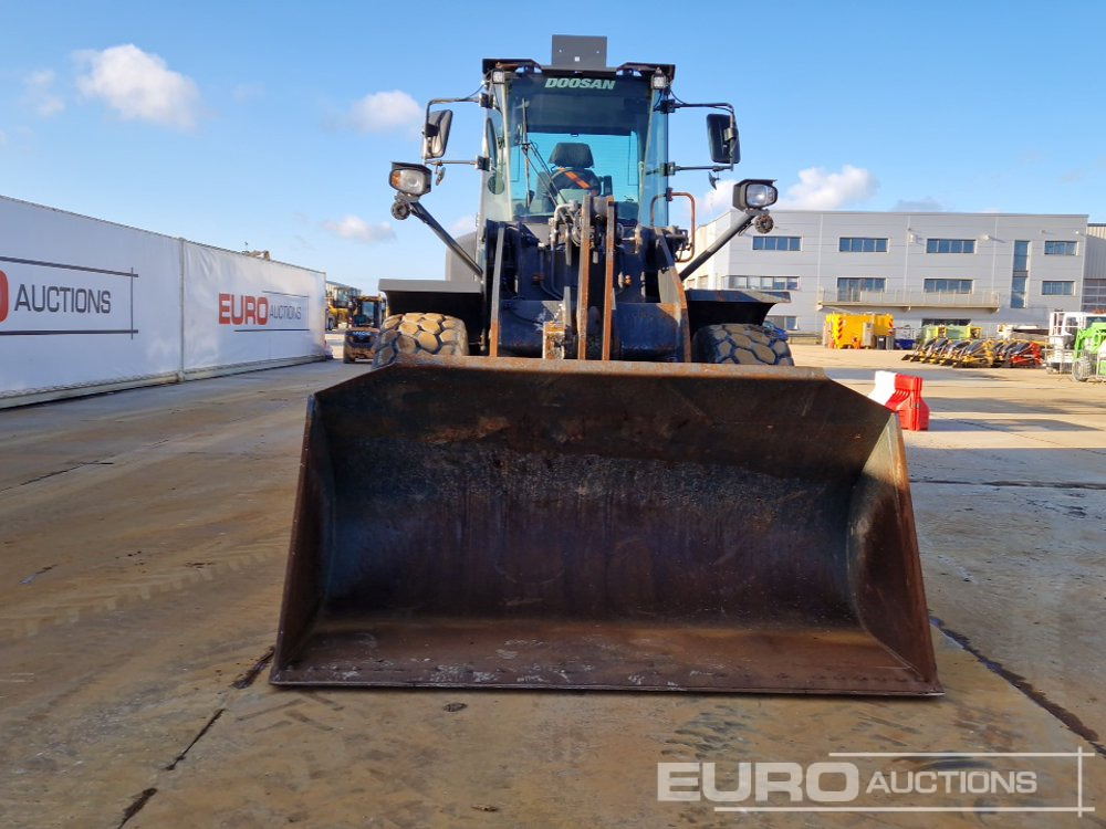 Chargeuse sur pneus 2021 Doosan DL220-7