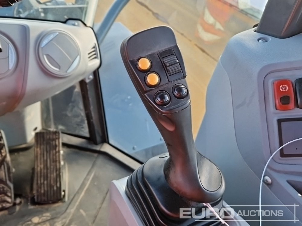 Chargeuse sur pneus 2021 Doosan DL220-7