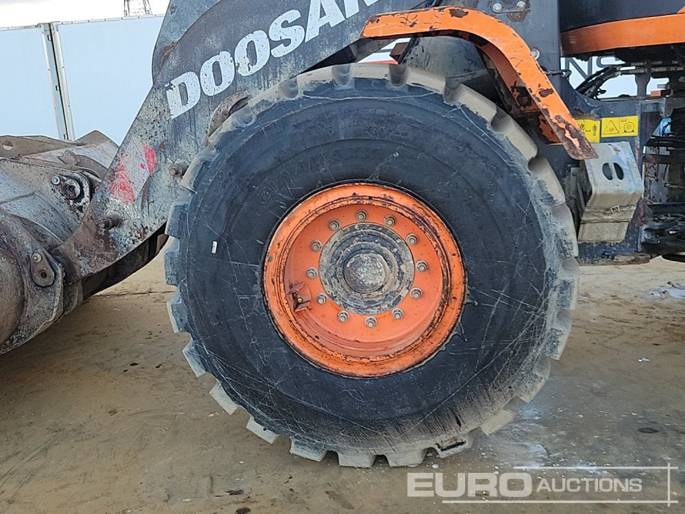 Chargeuse sur pneus 2021 Doosan DL250-5