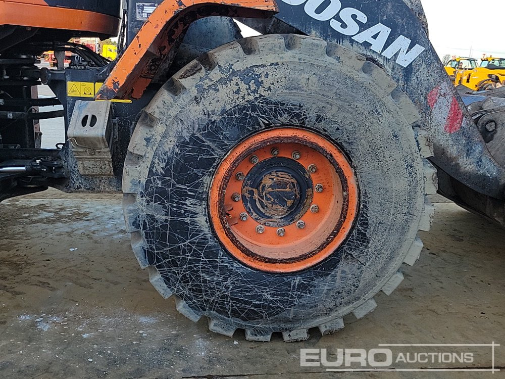 Chargeuse sur pneus 2021 Doosan DL250-5