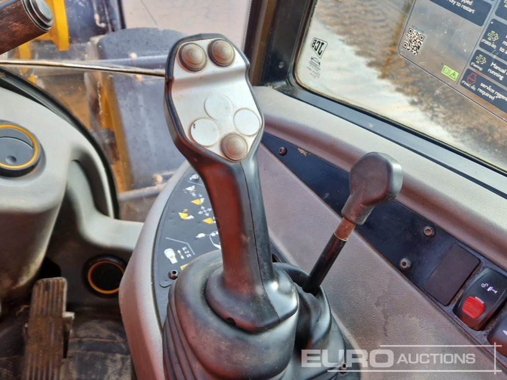 Chargeuse sur pneus 2021 JCB 406 SVC