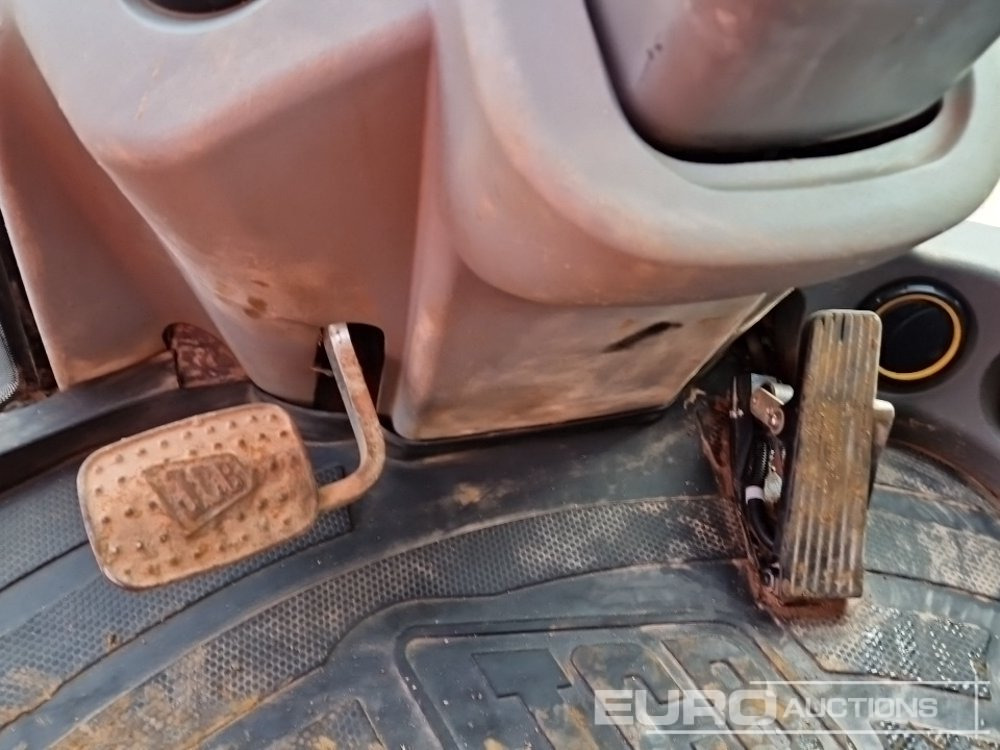 Chargeuse sur pneus 2021 JCB 406 SVC