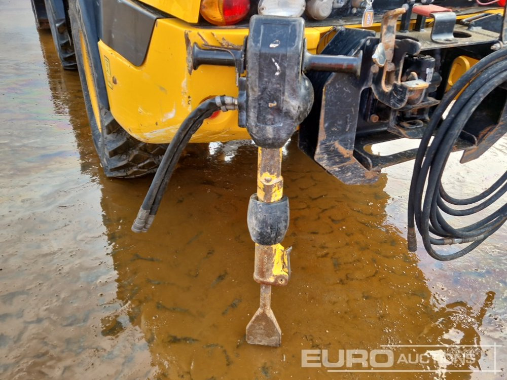 Chargeuse sur pneus 2021 JCB 406 SVC