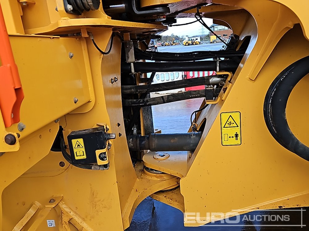 Chargeuse sur pneus 2021 Volvo L150H