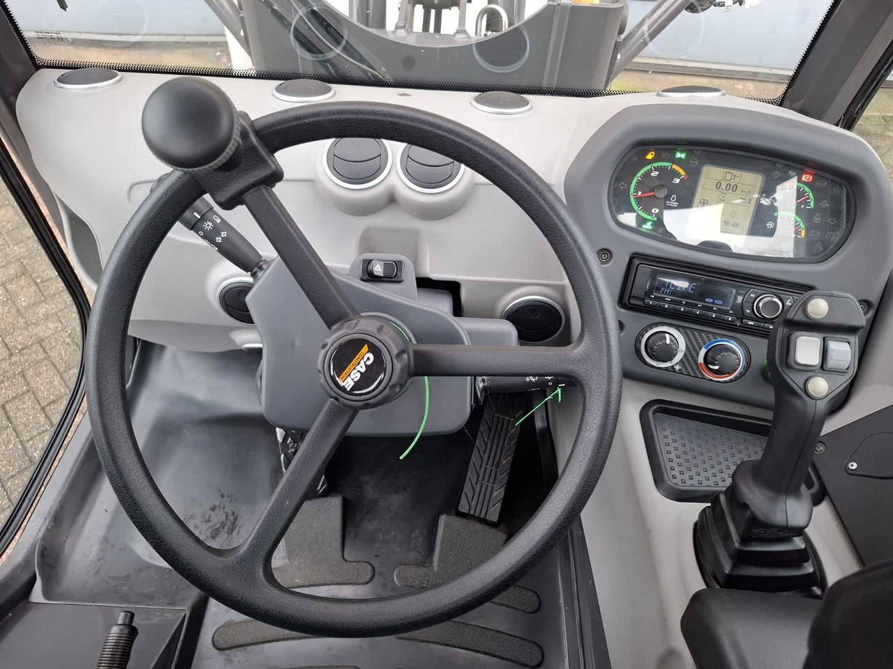 Chargeuse sur pneus 2023 CASE 21F SHOVEL