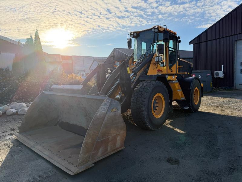 Chargeuse sur pneus 2023 Ljungby L15 Hjullaster med kun 2274 timer og 1 eier